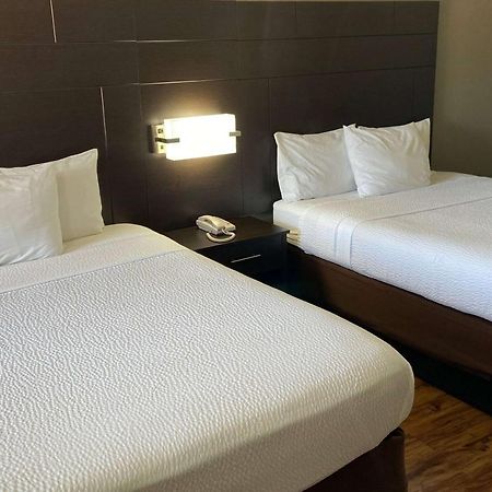 Days Inn By Wyndham Tupelo Zewnętrze zdjęcie