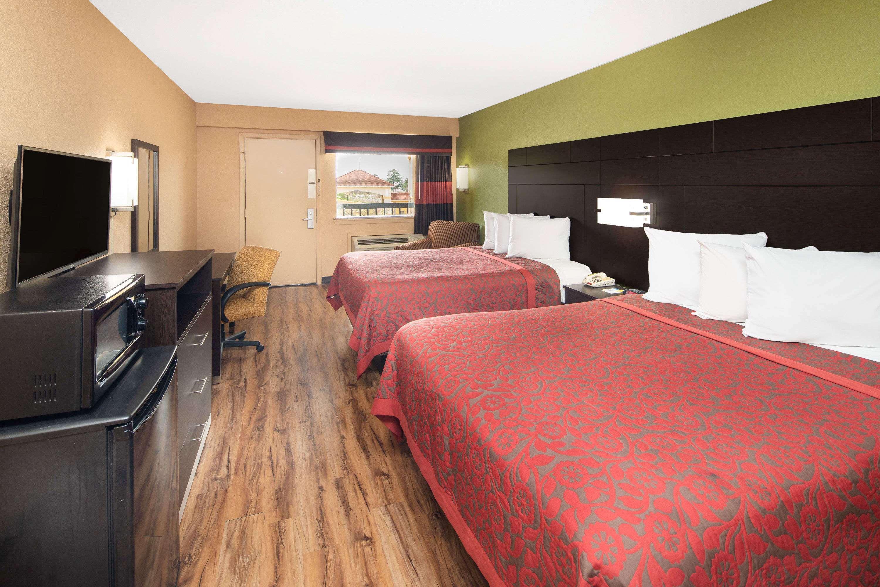 Days Inn By Wyndham Tupelo Zewnętrze zdjęcie