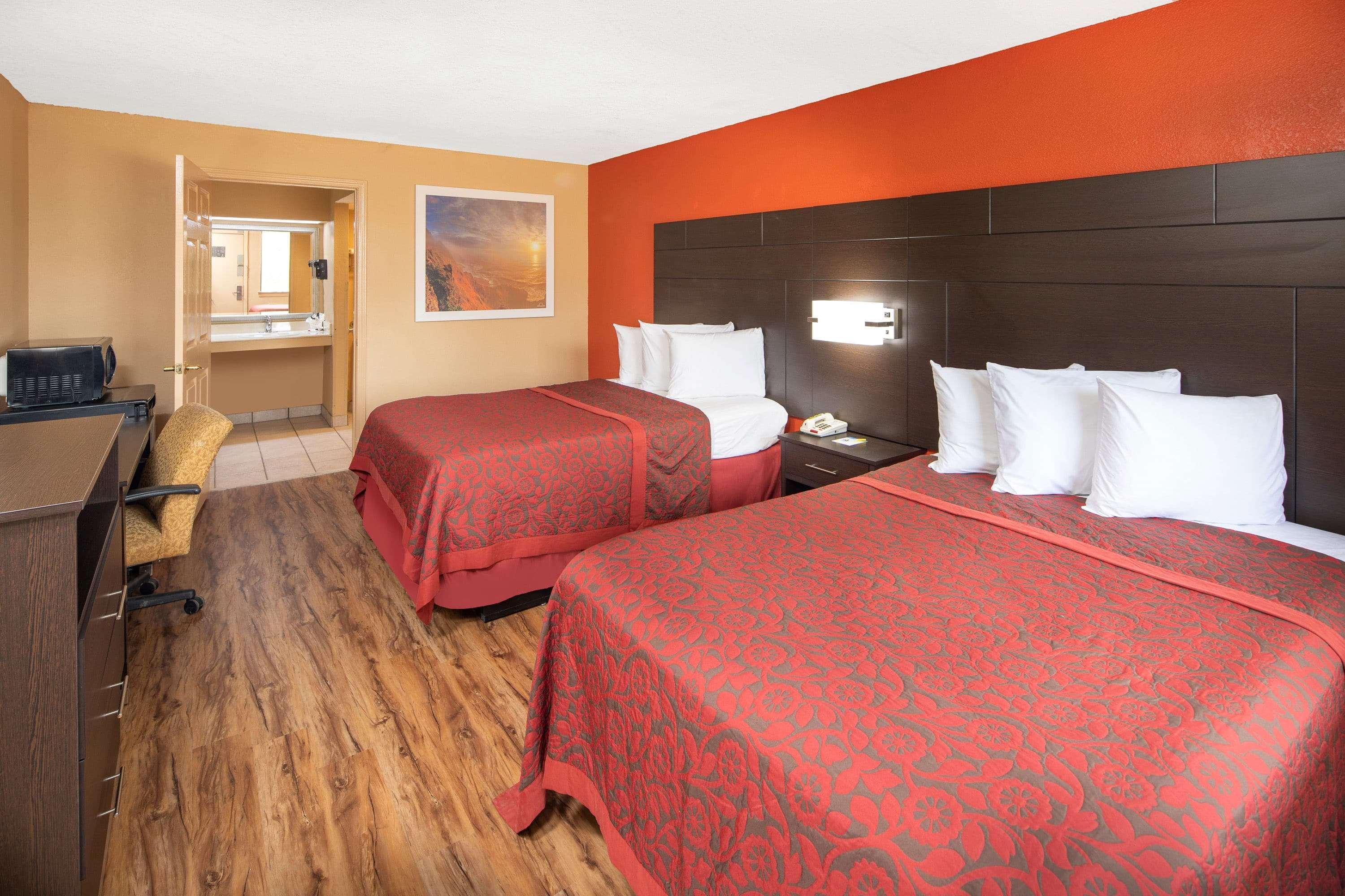 Days Inn By Wyndham Tupelo Zewnętrze zdjęcie