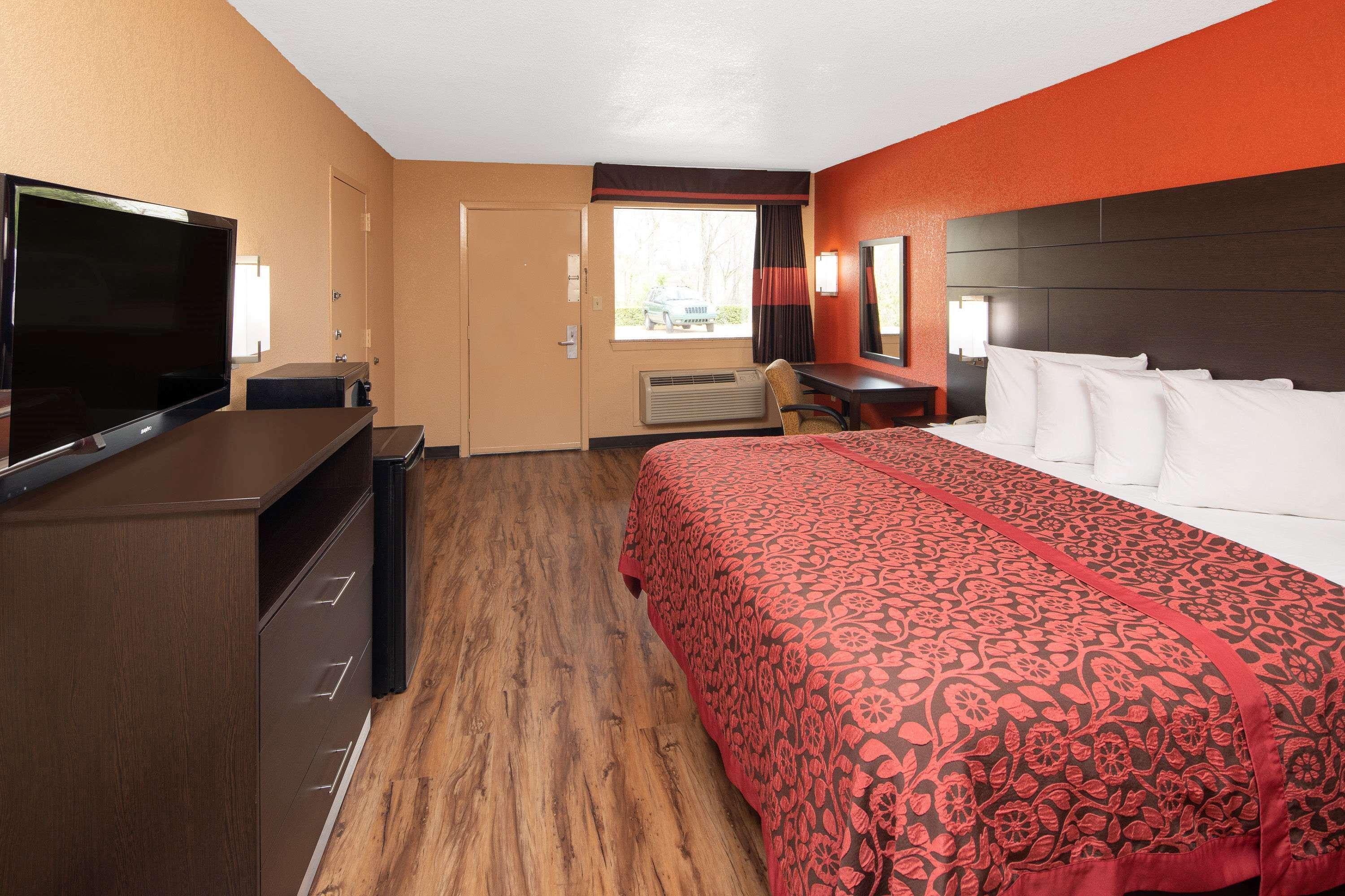 Days Inn By Wyndham Tupelo Zewnętrze zdjęcie