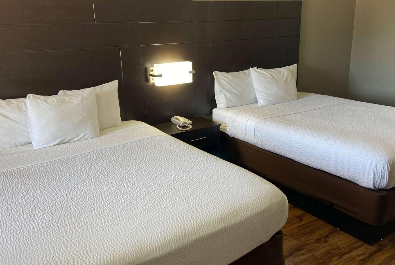 Days Inn By Wyndham Tupelo Zewnętrze zdjęcie
