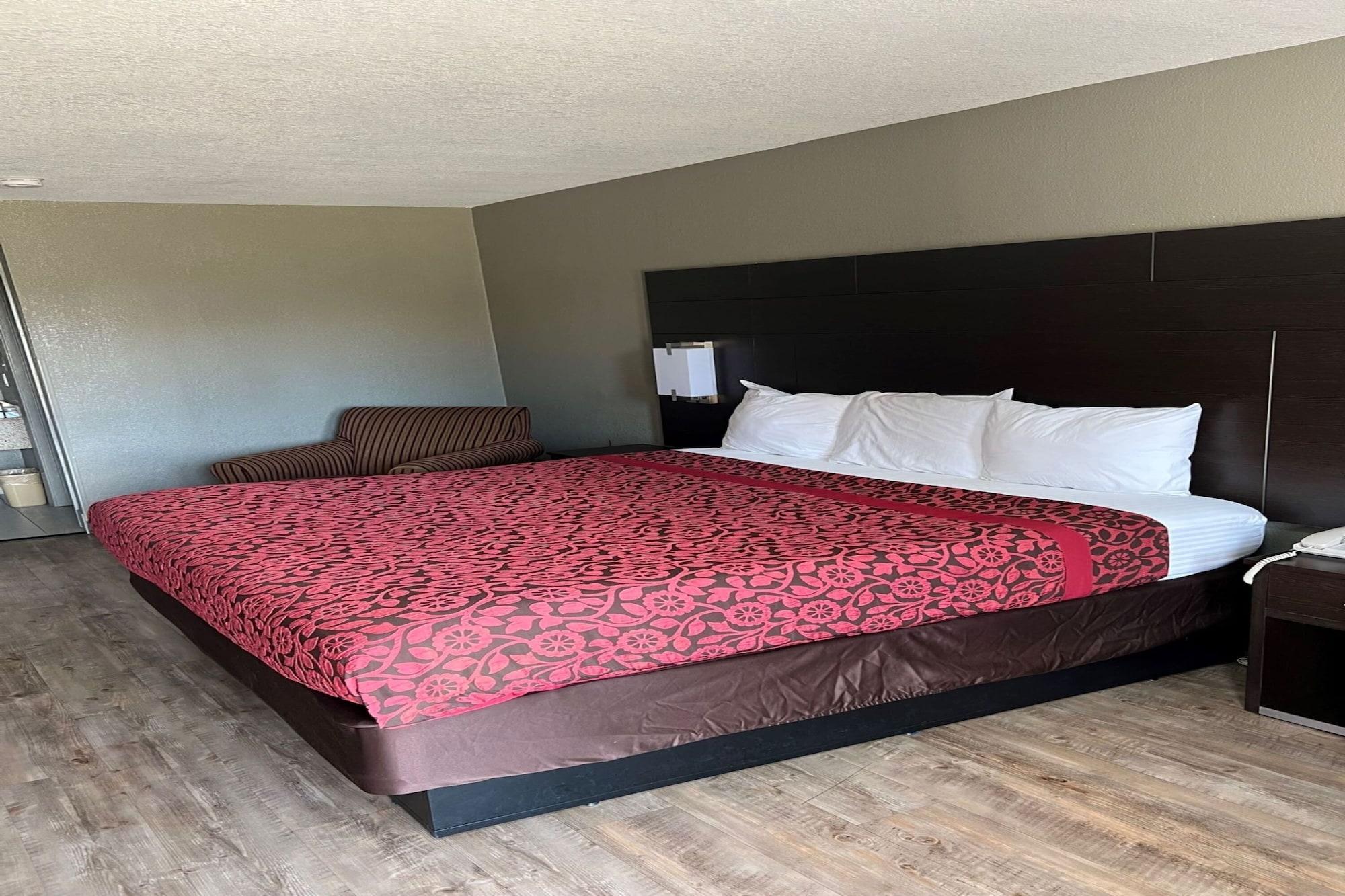 Days Inn By Wyndham Tupelo Zewnętrze zdjęcie